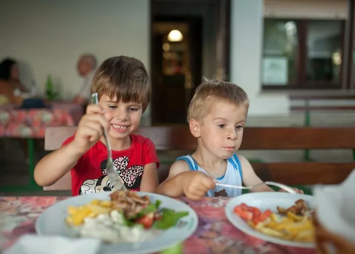 Janezinovi House Ratecevo Brdo